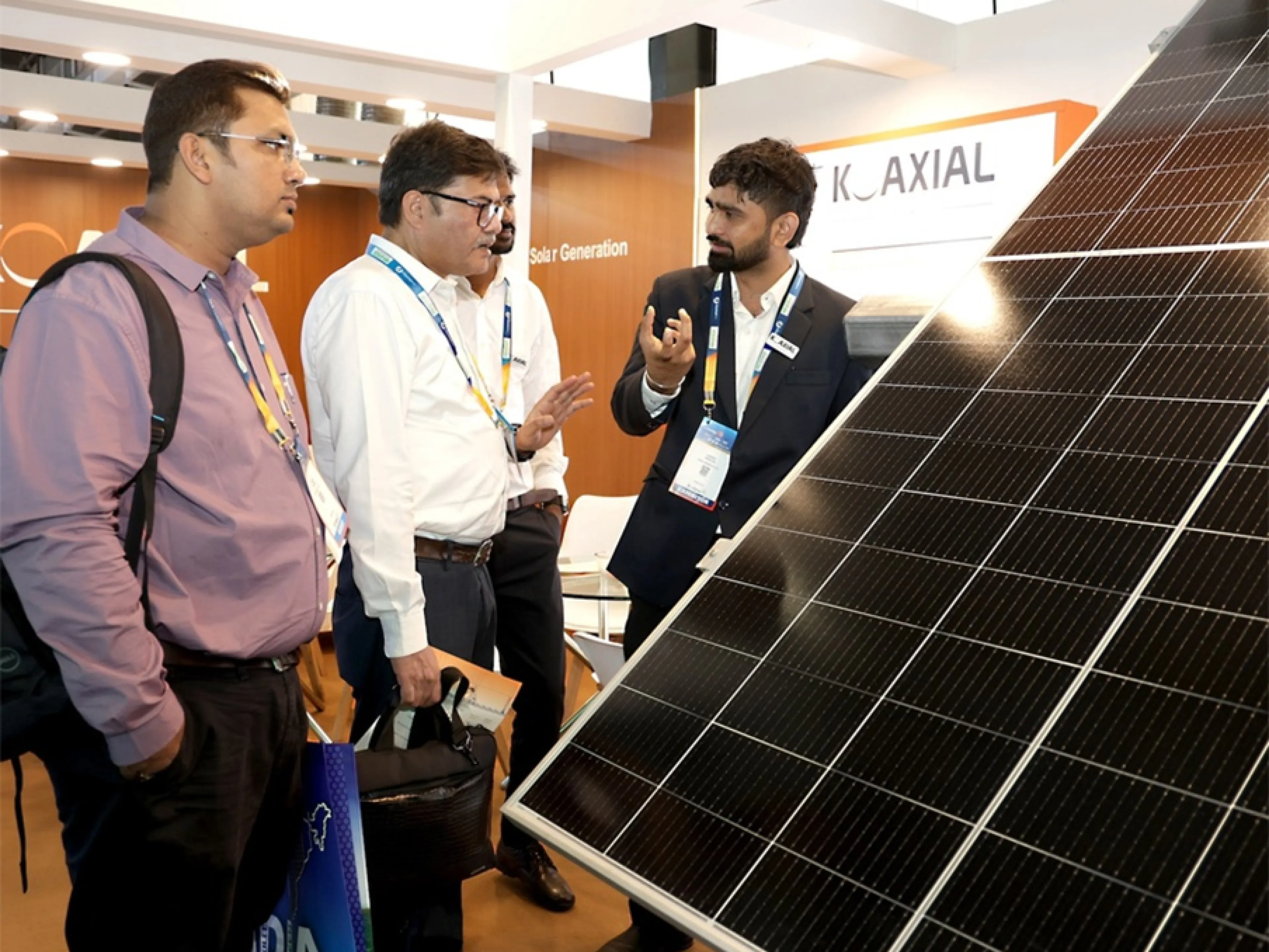 Viele interessierte Besucher auf der Intersolar India, seit 2009 ein fester Treffpunkt der Branche in Indien