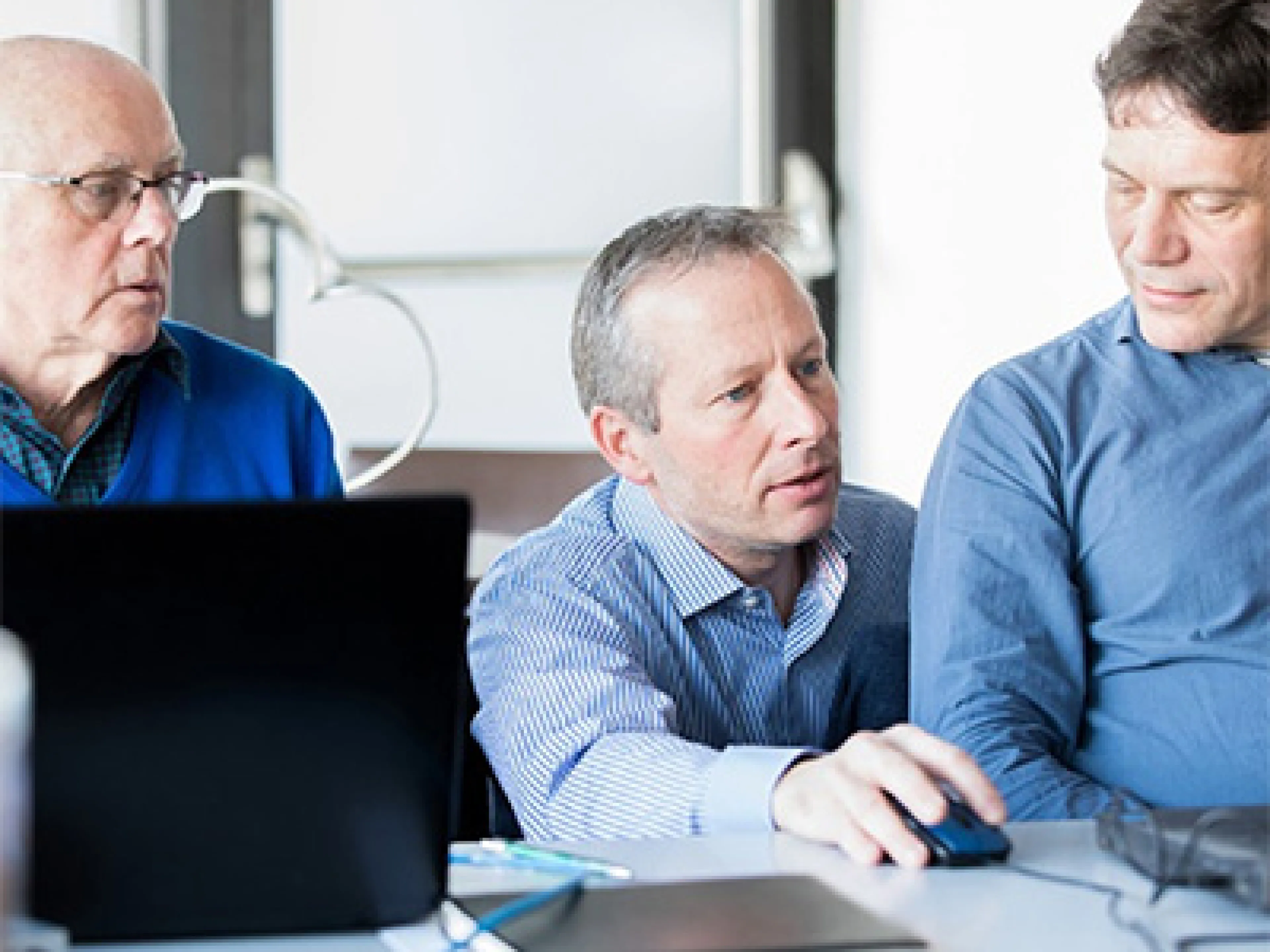 Zukunftstechnologien in anwenderorientierten Workshops erleben und testen