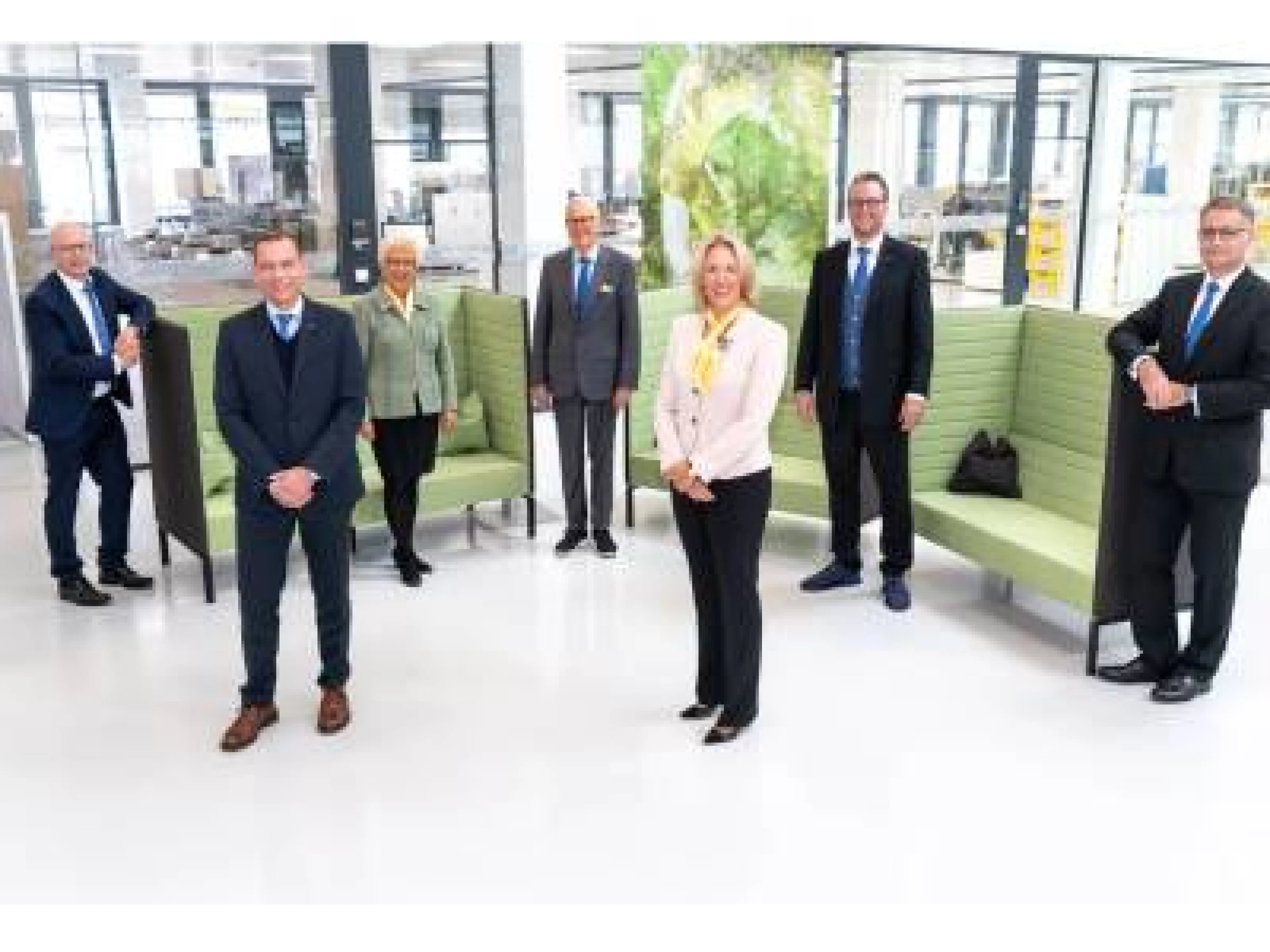 Der Harting Vorstand hält für das laufende Geschäftsjahr 2020/21 ein moderates Umsatzplus für möglich