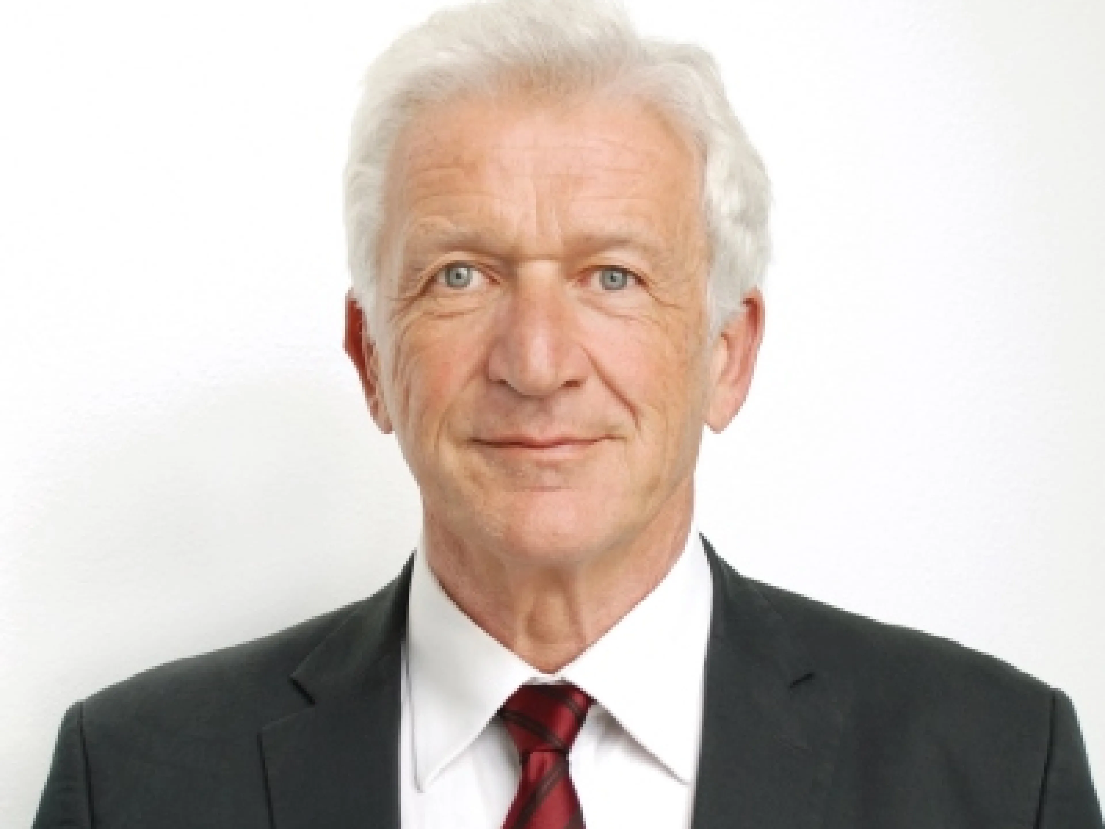 Dr. Karl Weber, Experte für die industrielle Kommunikation bei Beckhoff Automation und in der Ethercat Technology Group