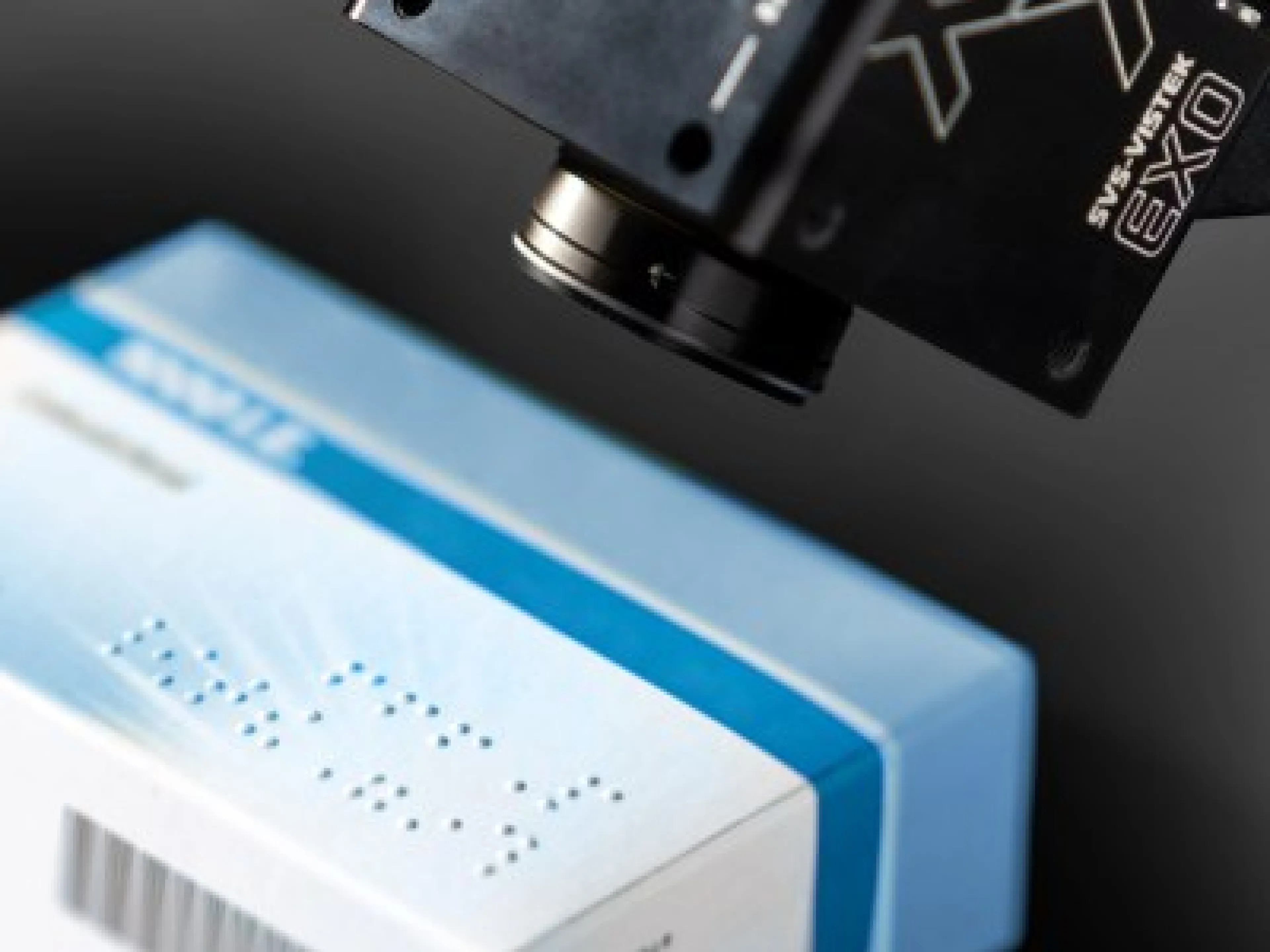 Kameras von SVS-Vistek in Dotscan-Systemen von „in-situ“ ermöglich die zuverlässige Überprüfung von Braille-Schriften auf Medikamentenpackungen