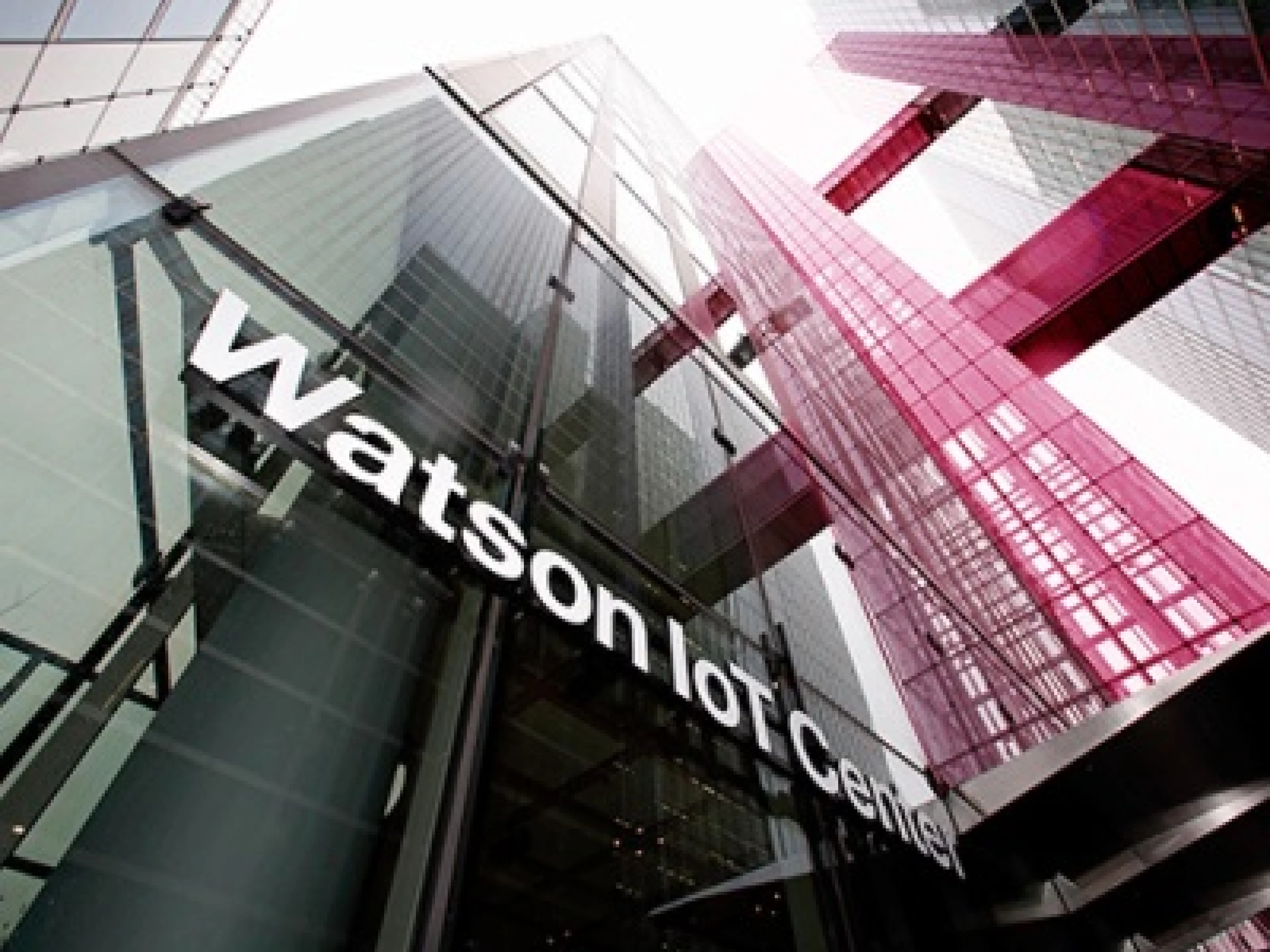 Im IBM Watson IoT Center entwickeln Teams Anwendungen vom Sensor bis zur Künstlichen Intelligenz