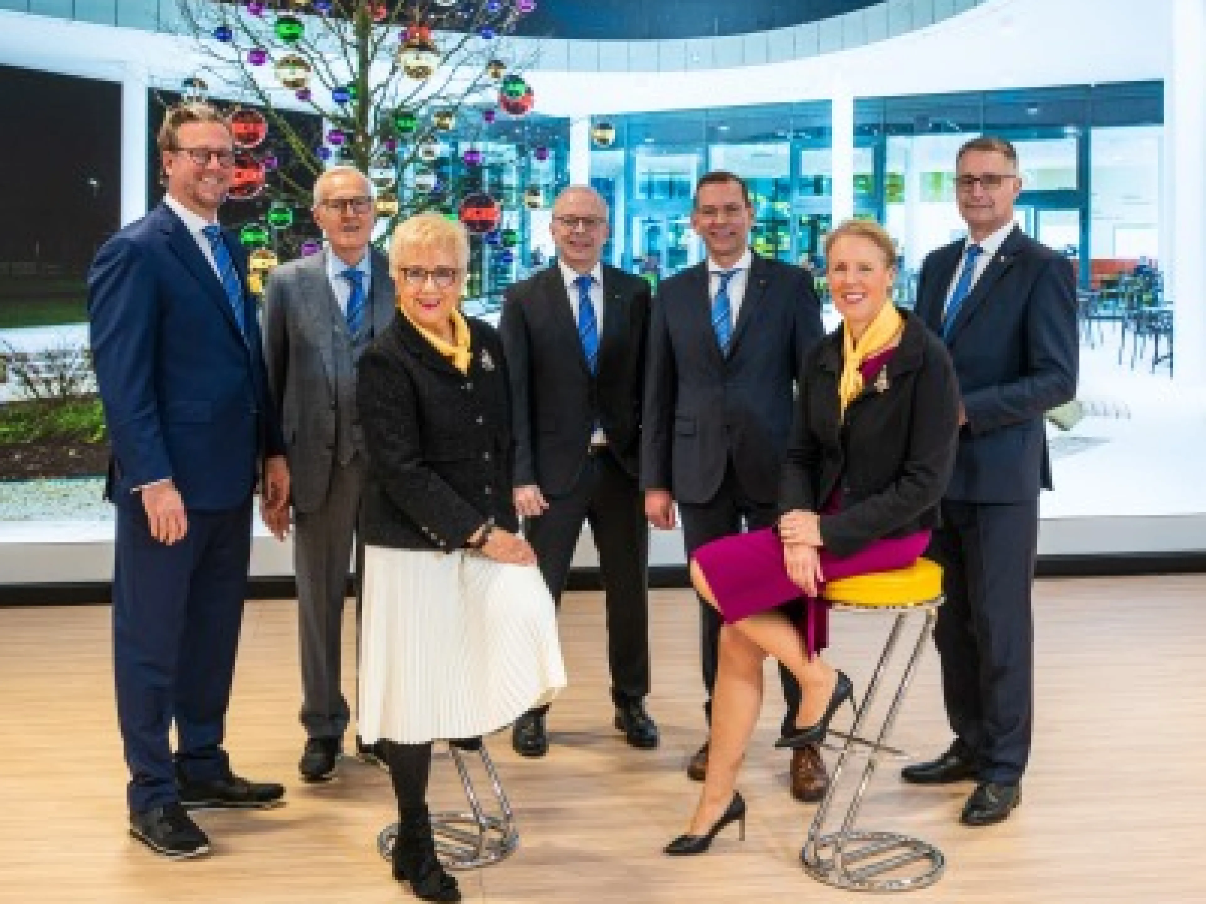Der Harting Vorstand hält für das laufende Geschäftsjahr 2020/21 ein Umsatzplus im zweistelligen Bereich für möglich