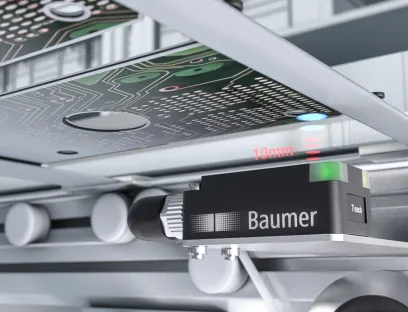 Der UF200 mit innovativer NexSonic Technologie spielt bei engem Bauraum seine Stärken aus: minimaler Blindbereich bei sehr kompakter Bauweise. Bilder: Baumer Der UF200 mit innovativer NexSonic Technologie spielt bei engem Bauraum seine Stärken aus: minimaler Blindbereich bei sehr kompakter Bauweise.