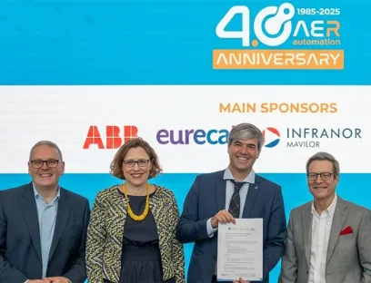 v.l.n.r: Patrick Schwarzkopf (VDMA), Susanne Bieller (IFR), Carlos Méndez (AER Automation) und Jeff Burnstein (A3)