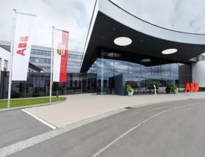 Eines der der größten Zentren für integrierte Produktion, Forschung und Ausbildung in Mitteleuropa: ABB eröffnet globalen Innovations- und Bildungscampus für Maschinenautomation bei B&R, Österreich, Bild: ABB ABB eröffnet globalen Innovations- und Bildungscampus für Maschinenautomation bei B&R, Österreich