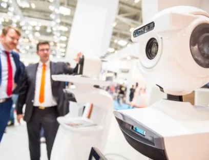 Kuka zeigte auf der Automatica in Halle A4 wie die Welten der Mechatronik und Digitalisierung verschmelzen, Bild: Messe München Kuka zeigte auf der Automatica in Halle A4 wie die Welten der Mechatronik und Digitalisierung verschmelzen
