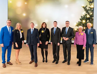 Harting-Familie und Vorstand sehen ihre Prognose erfüllt: Milliardenumsatz bestätigt, aber getrübte Aussichten, Bild: Harting Harting-Familie und Vorstand sehen ihre Prognose erfüllt