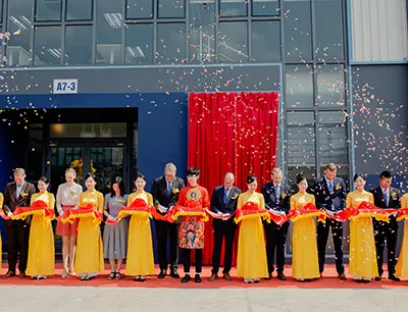 Feierliche Eröffnung der neuen Produktionsfabrik für Steckverbindung in Vietnam, Bild: Harting Feierliche Eröffnung der neuen Produktionsfabrik für Steckverbindung in Vietnam