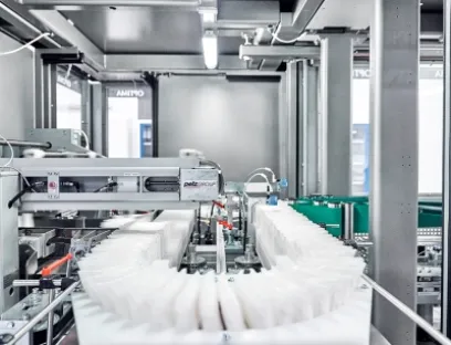 Pro Tag produziert eine Maschine der Pelzgroup durchschnittlich 50.000 Verpackungseinheiten, Bild: Pelzgroup Pro Tag produziert eine Maschine der Pelzgroup durchschnittlich 50.000 Verpackungseinheiten