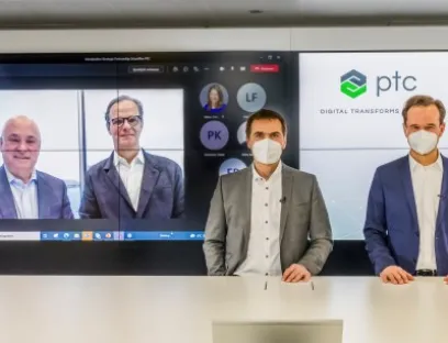 Schaeffler und PTC unterzeichnen ein Memorandum of Understanding (v.l.n.r.): Jim Heppelmann, President und CEO bei PTC, Kevin Wrenn, Executive Vice President Products bei PTC, Uwe Wagner, Vorstand Forschung und Entwicklung bei Schaeffler, Rainer Eidloth, Leiter F&E Prozesse, Methoden & Tools bei Schaeffler, Bild: Schaeffler Schaeffler und PTC unterzeichnen ein Memorandum of Understanding