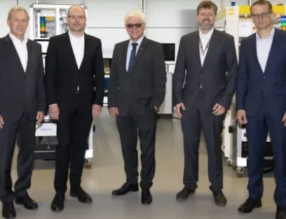 Der Vorstand der Technologie-Initiative Smart Factory KL e.V. (v.l.n.r.): Klaus Stark, Prof. Dr. Martin Ruskowski (Vorsitzender), Prof. Dr. Detlef Zühlke (Ehrenmitglied), Andreas Huhmann, Dr. Thomas Bürger, Bild: Smart Factory KL /M. Schäfer Der Vorstand der Technologie-Initiative Smart Factory KL e.V.