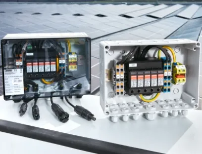 Damit die Nutzung von Photovoltaik Anlagen sicher ist, kommen Generatoranschlusskästen (GAKs) zum Einsatz, die Systemteile wie PV-Module und Wechselrichter vor den Auswirkungen von Blitzeinschlägen und Überspannungen schützen. Solche GAKs hat Phoenix Contact im Produktportfolio - installationsfertig und sofort anschließbar. Um die empfindlichen Komponenten im Innern der Kästen zuverlässig vor äußeren Einflüssen zu schützen, setzt der Hersteller auf robuste TK-Industriegehäuse von Spelsberg, Bild: Phoenix Contact Damit die Nutzung von Photovoltaik Anlagen sicher ist, kommen Generatoranschlusskästen (GAKs) zum Einsatz, die Systemteile wie PV-Module und Wechselrichter vor den Auswirkungen von Blitzeinschlägen und Überspannungen schützen