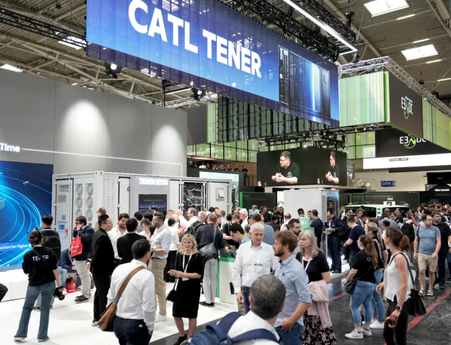 Mehr als 3.000 Aussteller und über 110.000 Besucher werden wieder erwartet. Mehr als 3.000 Aussteller und über 110.000 Besucher werden wieder erwartet.