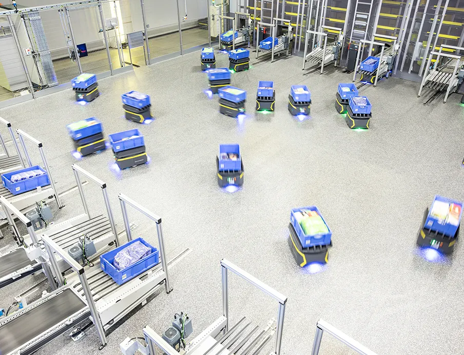 Intralogistik: Die modulare Architektur ermöglicht ein hohes Maß an Variabilität, Skalierbarkeit und Prozessflexibilität und unterstützt damit intralogistische Lösungen von kleinen Anwendungen bis hin zu hochdynamischen Höchstleistungssystemen