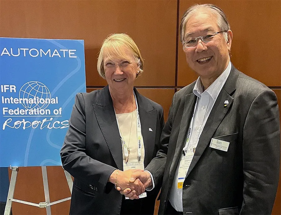 International Federation of Robotics: Jane Heffner übernimmt in Chicago das Amt von Takayuki Ito