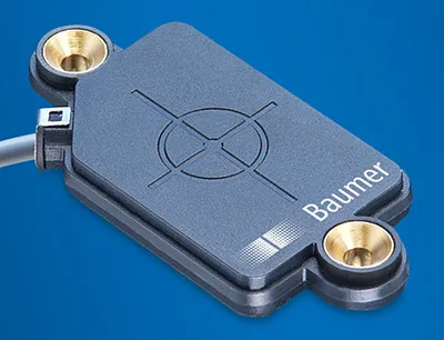 Der Sensor ist nur sechs Millimeter dick und kann Objekte auf bis zu zwölf Millimeter Distanz erkennen, Bild: Baumer Der Sensor ist nur sechs Millimeter dick und kann Objekte auf bis zu zwölf Millimeter Distanz erkennen.