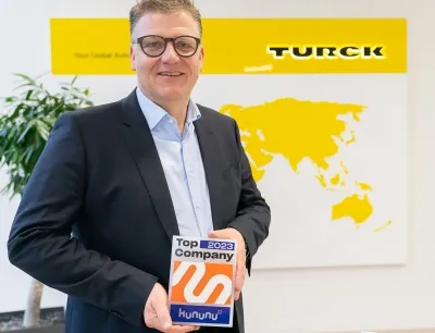 Turck-Geschäftsführer Christian Pauli freut sich über die Auszeichnungen und die hohe Zufriedenheit der Mitarbeitenden, Bild: Turck Turck-Geschäftsführer Christian Pauli freut sich über die Auszeichnungen und die hohe Zufriedenheit der Mitarbeitenden