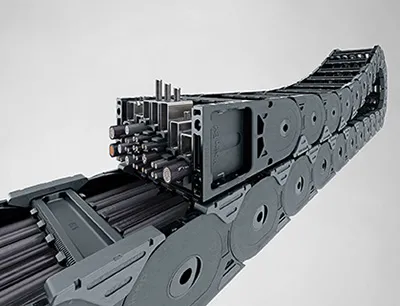 Die Energiekette „Uniflex Advanced 1775“ wurde erweitert und mit neuen Features ergänzt