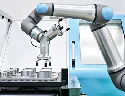 Cobot mit 30 Kilogramm Traglast, Bild: Universal Robots Cobot von Universal Robots mit 30 Kilogramm Traglast