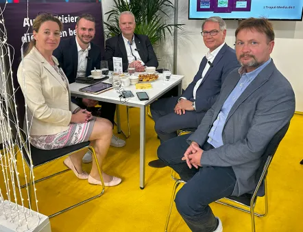 All Electric Society im Fokus von Susanne Woggon, Joel Stratemann, Jörg Scheer, Klaus Pflüger und Ronny Schumann