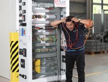 Die innovativen Kabelmanagement-Lösungen von CONTA-CLIP schaffen Ordnung in jedem Schaltschrank