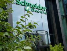 Schneider Electric nimmt im Ranking der Financial Times den vierten Rang in der Elektronikbranche ein und kommt unter die Top 50 in der Gesamtwertung